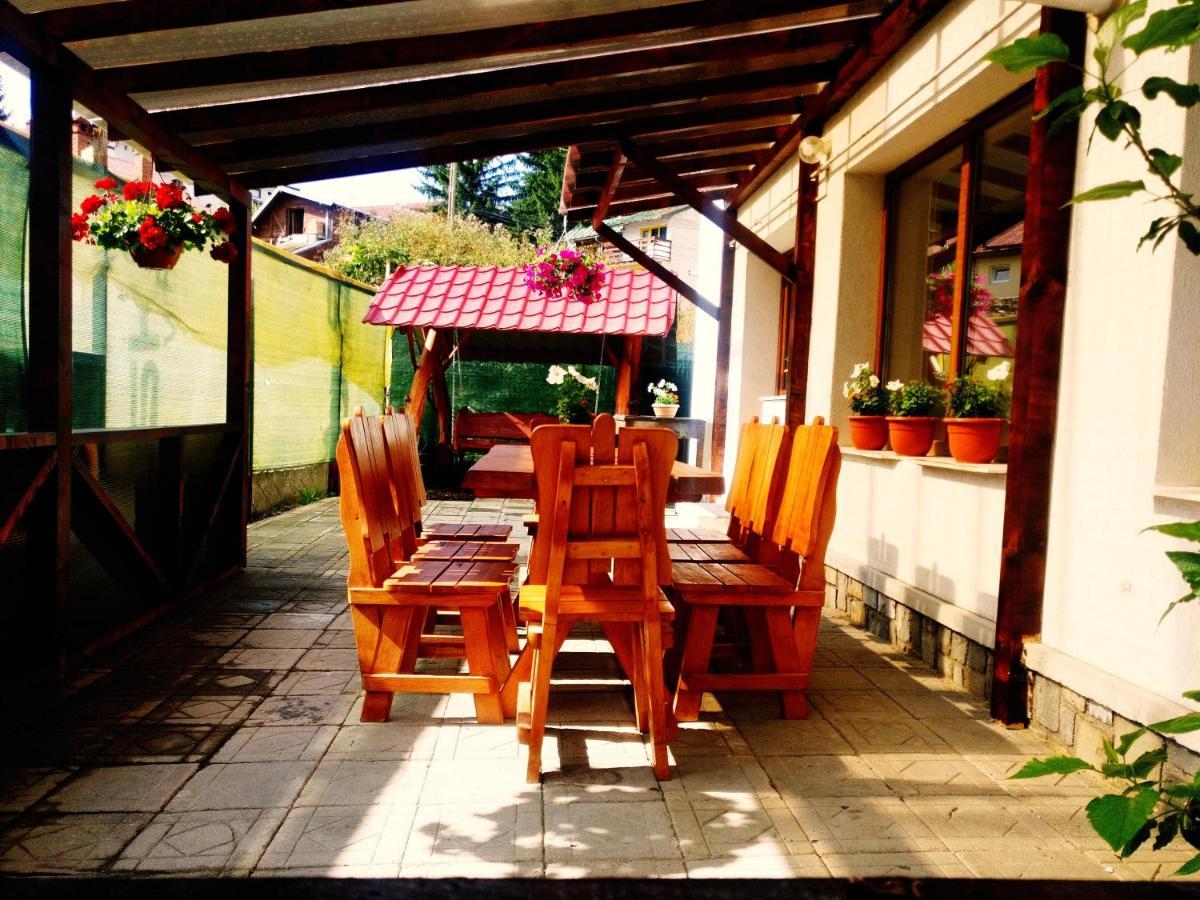 Hotel Bianca House Buşteni Exterior foto